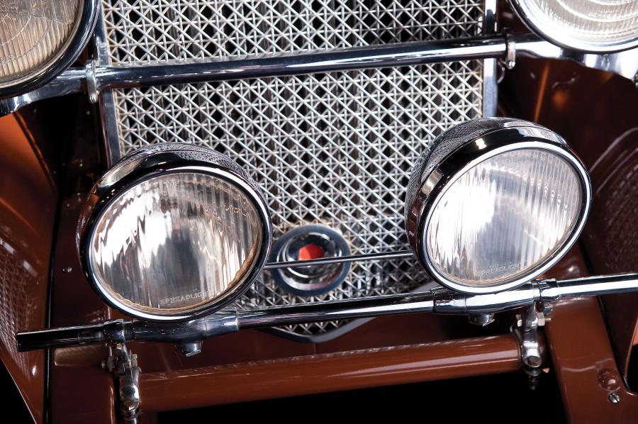  Packard Deluxe Eight Convertible Victoria by Waterhouse 1931 года  (фото 9 из 17)